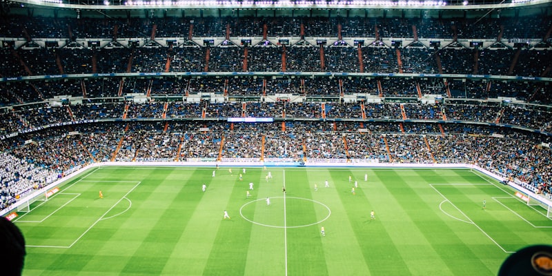 世界杯新闻：卡塔尔世界杯主办场馆卢赛尔体育场内部全景