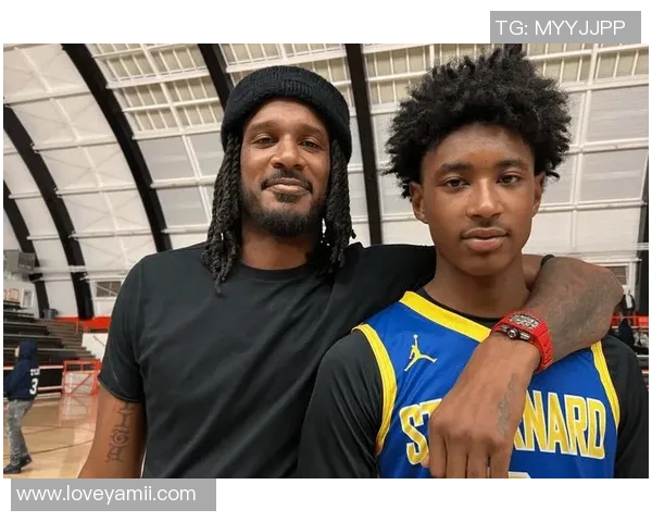 阿里扎：威少和阿奴诺比就像科比那样攻守均衡 麦丹的风格最像我