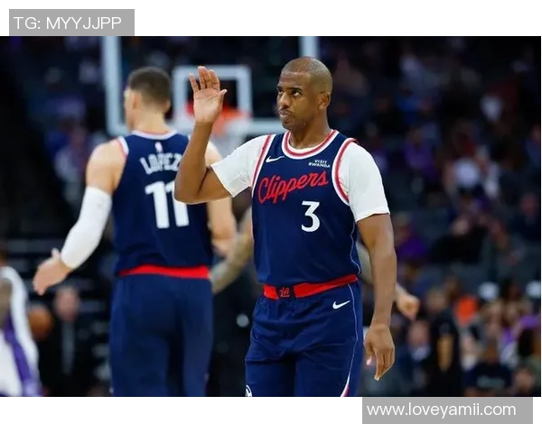 寒心!快船凌晨将保罗遣返回家实则解雇,炮哥我刚得知自己要被送回家了