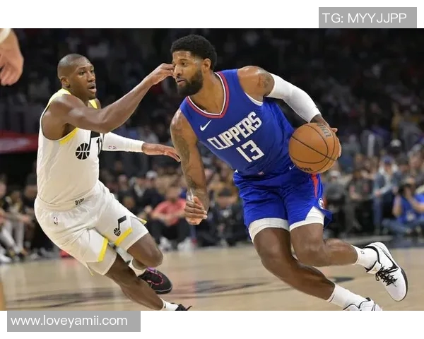 4断！伦纳德：防守端为球队奠定基调 我运气不错伸手断球就成功了