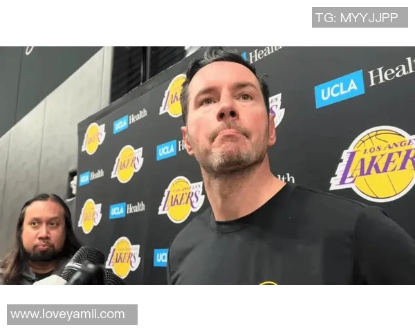 雷迪克：湖人队今天拼劲十足，但是执行力不够到位